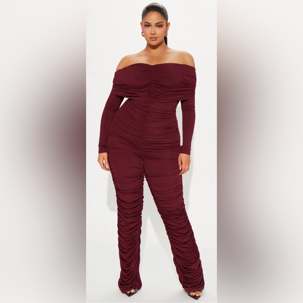 NWT Ruched Off-Shoulder Jumpsuit in Wine